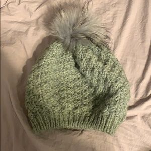 NWOT grey knit beanie